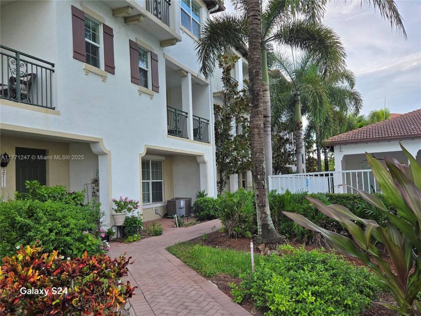 Freshly painted, 3-bed, 3.5-bath; Impact Windows, a two-car - Beach Townhome/Townhouse for sale in Miramar, Florida on Beachhouse.com
