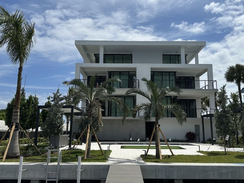 With only five exclusive residences, each offering elegance and - Beach Condo for sale in Singer Island, Florida on Beachhouse.com