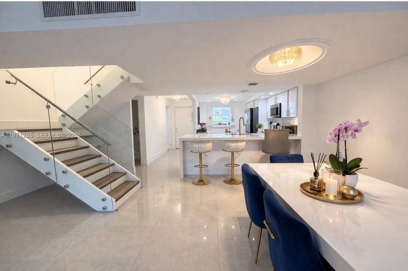 Modern Fully Renovated Townhouse - Move-In Ready in Prime - Beach Townhome/Townhouse for sale in Hallandale Beach, Florida on Beachhouse.com