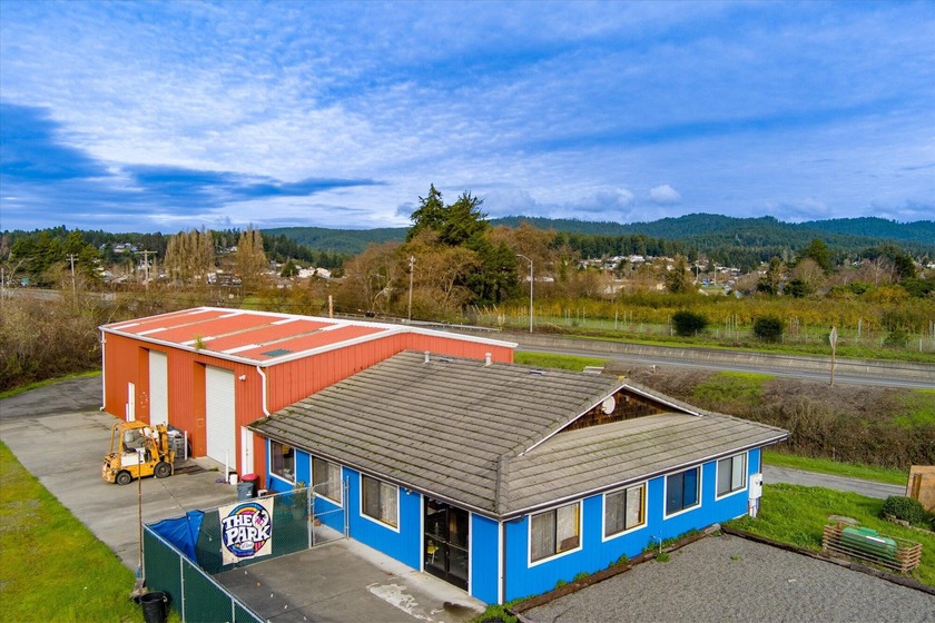 Commercial space with easy access from Dinsmore Dr., and strong - Beach Commercial for sale in Fortuna, California on Beachhouse.com