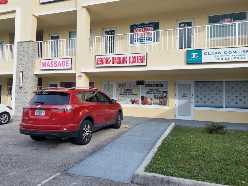 Reduced!For over 40years, the company  has been providing - Beach Commercial for sale in Fort Lauderdale, Florida on Beachhouse.com