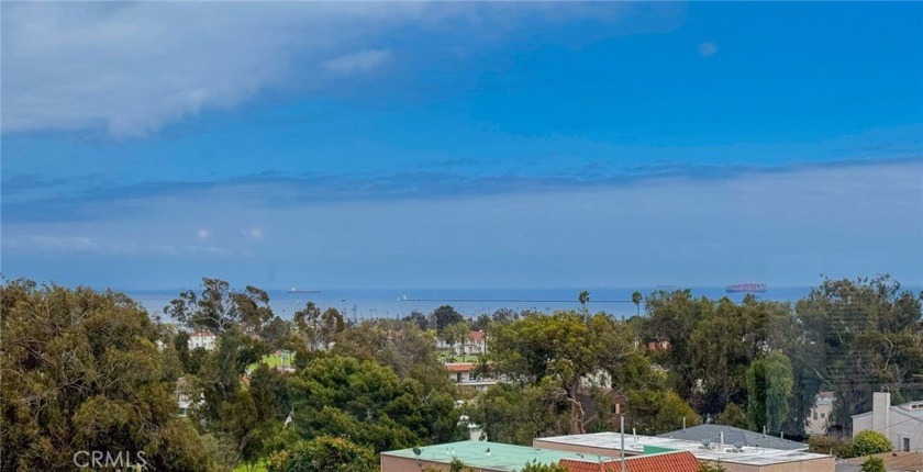 Wake up every morning to ocean views. Welcome to your coastal - Beach Condo for sale in San Pedro, California on Beachhouse.com