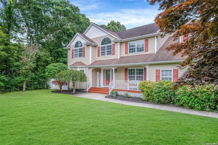 Diamond custom Victorian settled on a beautiful, private, park - Beach Home for sale in Shirley, New York on Beachhouse.com