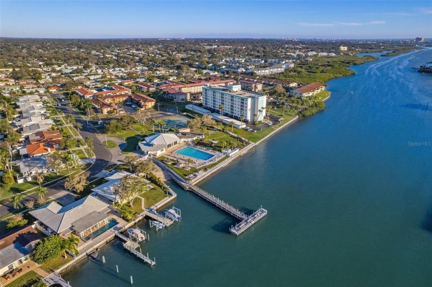 Beautifully updated and turnkey waterfront condo in Largo, FL - Beach Condo for sale in Largo, Florida on Beachhouse.com