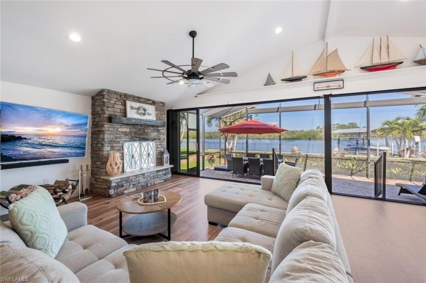 !!!! PRICE REDUCED !!!Where Waterfront Elegance meets Coastal - Beach Home for sale in Fort Myers, Florida on Beachhouse.com