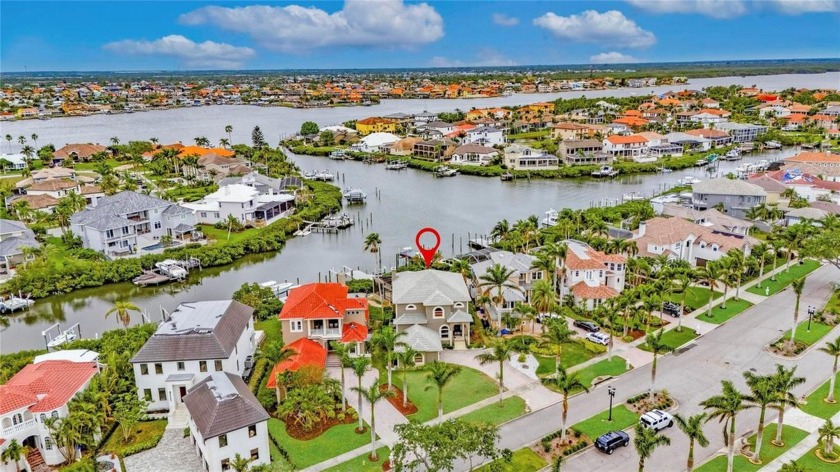 Hop in the boat, and in minutes, you're cruising toward open - Beach Home for sale in Apollo Beach, Florida on Beachhouse.com