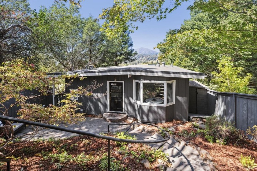 WOW! Great NEW price for this darling Strawberry home, complete - Beach Home for sale in Mill Valley, California on Beachhouse.com