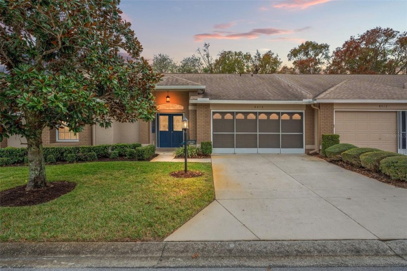 LOCATION!!!!!  This GORGEOUS  OAKMONT VILLA is a MUST SEE!! - Beach Home for sale in Spring Hill, Florida on Beachhouse.com