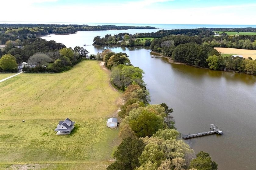 Beautiful Waterfront Property with excellent Dock on Craddock - Beach Home for sale in Craddockville, Virginia on Beachhouse.com