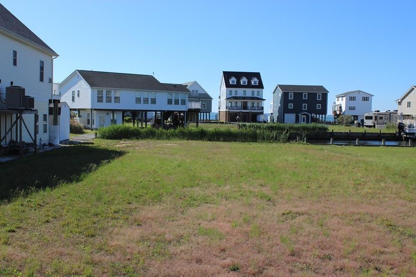 3/1364 It's all about location! Protected canal front lot that - Beach Lot for sale in Greenbackville, Virginia on Beachhouse.com