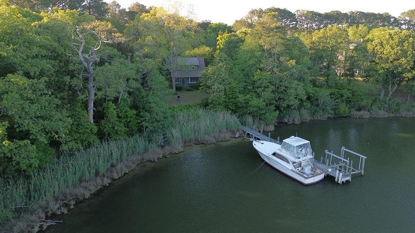 Waterfront opportunity on Onancock Creek with deep water access - Beach Home for sale in Onancock, Virginia on Beachhouse.com