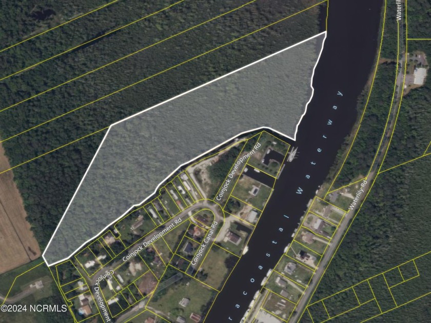 18 acres along the ICW. Approximately 675 feet of pristine - Beach Acreage for sale in Coinjock, North Carolina on Beachhouse.com