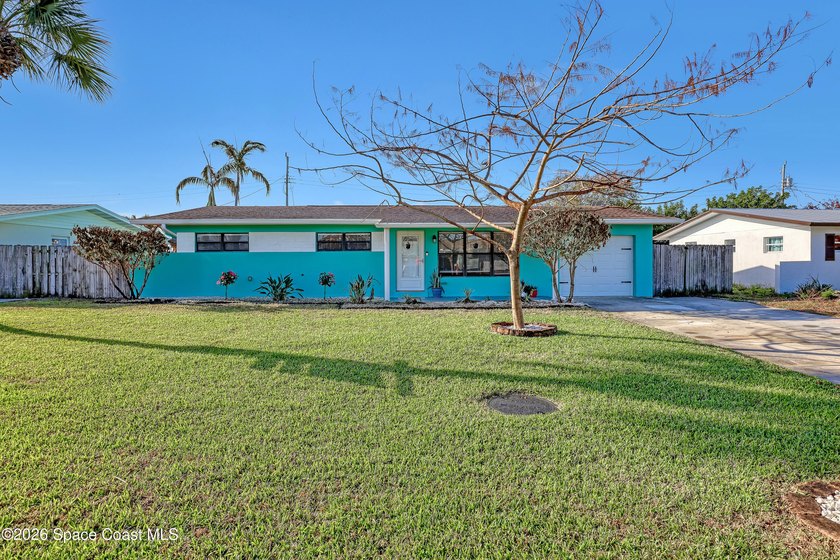 Live the beach lifestyle you've been dreaming about! This - Beach Home for sale in Satellite Beach, Florida on Beachhouse.com