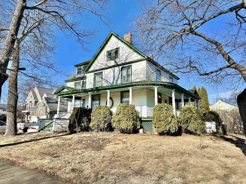 Rare opportunity to own a historic home on sought-after Lake - Beach Townhome/Townhouse for sale in Escanaba, Michigan on Beachhouse.com