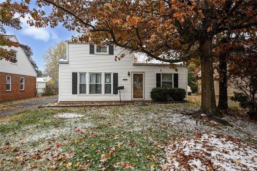 Welcome to this well-maintained 4-bedroom, 1-bath home in the - Beach Home for sale in Euclid, Ohio on Beachhouse.com