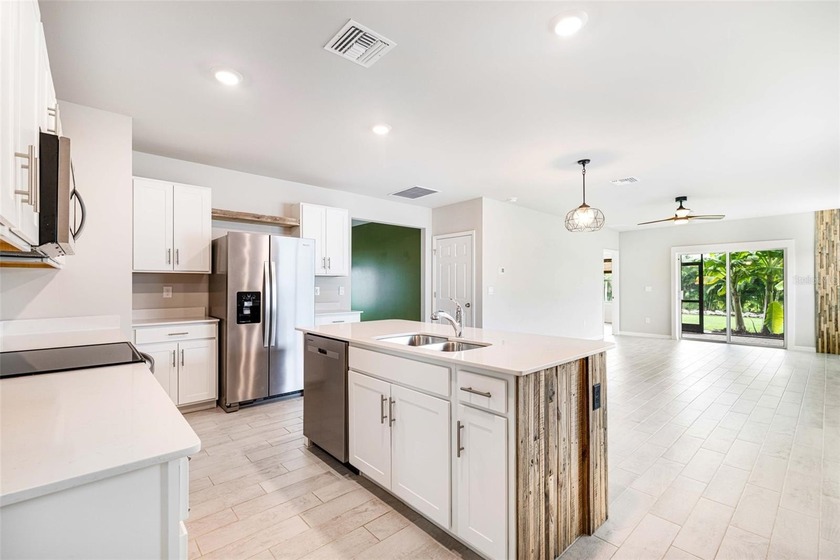 One or more photo(s) has been virtually staged. SELLER OFFERING - Beach Home for sale in North Fort Myers, Florida on Beachhouse.com