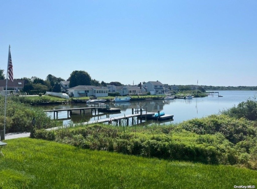 Nestled in the heart of Southampton, this exquisite residence - Beach Home for sale in Southampton, New York on Beachhouse.com