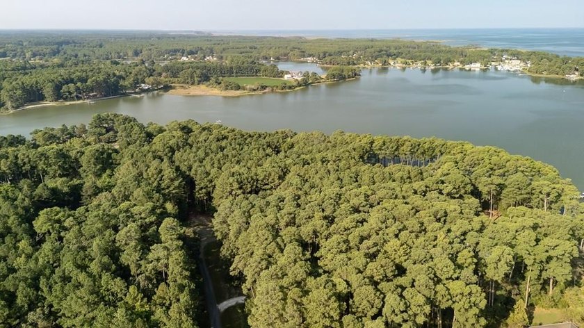 Welcome to the last buildable waterfront lot in an established - Beach Acreage for sale in Onancock, Virginia on Beachhouse.com