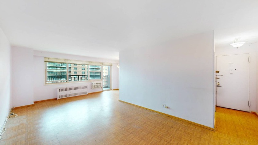 Extremely bright and quite, 2-bedroom, 1.5-bath apartment on the - Beach Condo for sale in Brooklyn, New York on Beachhouse.com