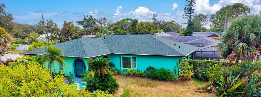 Under contract-accepting backup offers. Incredible Florida - Beach Home for sale in Venice, Florida on Beachhouse.com