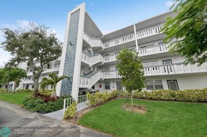 Discover the largest condo in all of Century Village--nearly - Beach Condo for sale in Deerfield Beach, Florida on Beachhouse.com