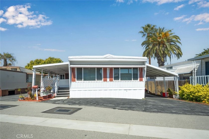 Welcome to this fabulous, updated, custom home! Almost - Beach Home for sale in Long Beach, California on Beachhouse.com