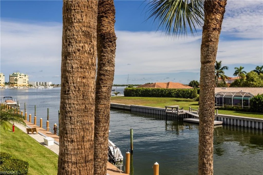 Rarely available end unit in pristine Grand Bay! Enjoy the big - Beach Condo for sale in Marco Island, Florida on Beachhouse.com