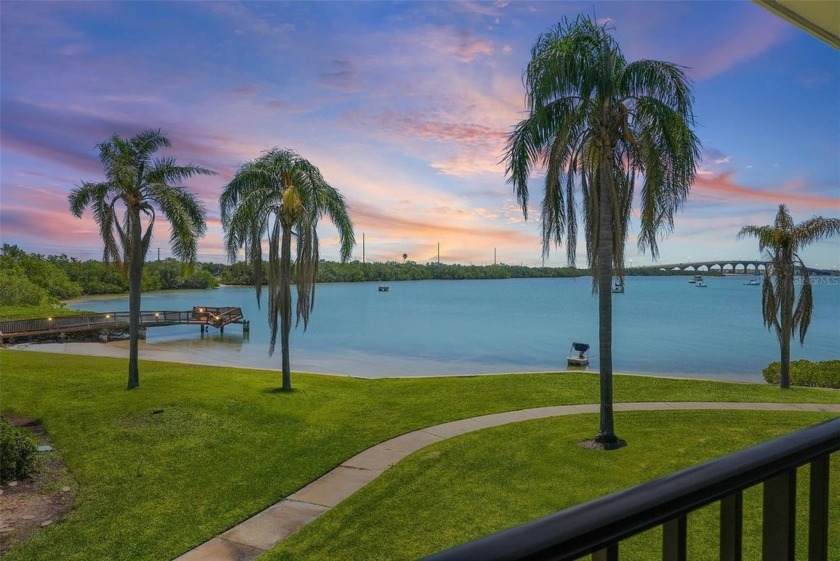 Beautiful water views abound from this 2nd floor villa in the - Beach Condo for sale in St. Petersburg, Florida on Beachhouse.com