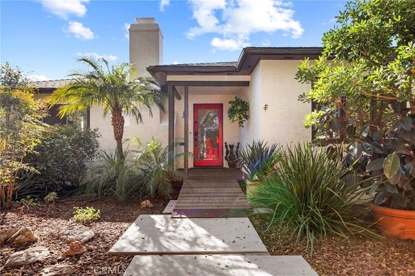 Situated on a quiet street in the heart of Sunset Park, this - Beach Home for sale in Santa Monica, California on Beachhouse.com