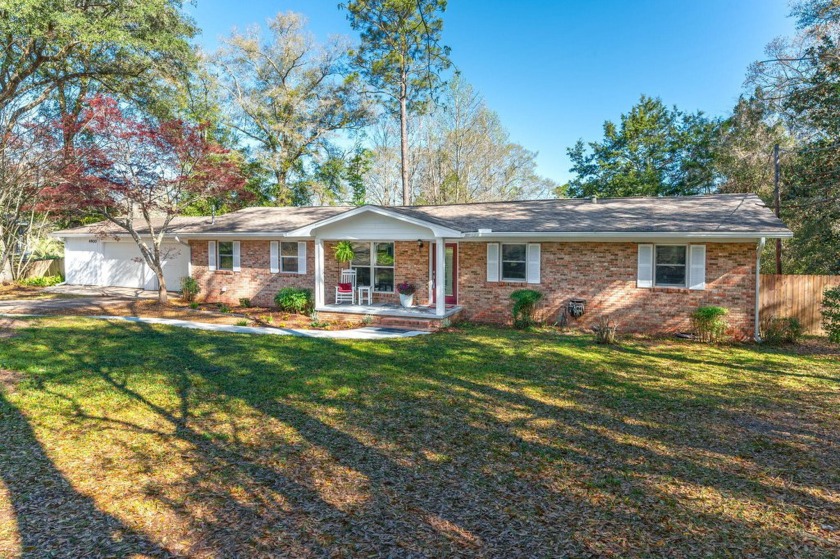 Just 10 minutes from I-10, this newly renovated 3 bedroom and 3 - Beach Home for sale in Milton, Florida on Beachhouse.com