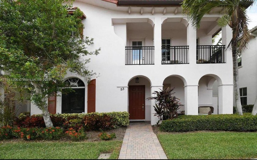 Two story with three master bedrooms: one on the lower floor and - Beach Home for sale in Palm Beach Gardens, Florida on Beachhouse.com