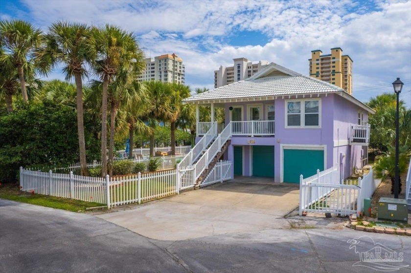 Coastal Getaway on two lots! Fully Furnished Beach Retreat or - Beach Home for sale in Navarre Beach, Florida on Beachhouse.com