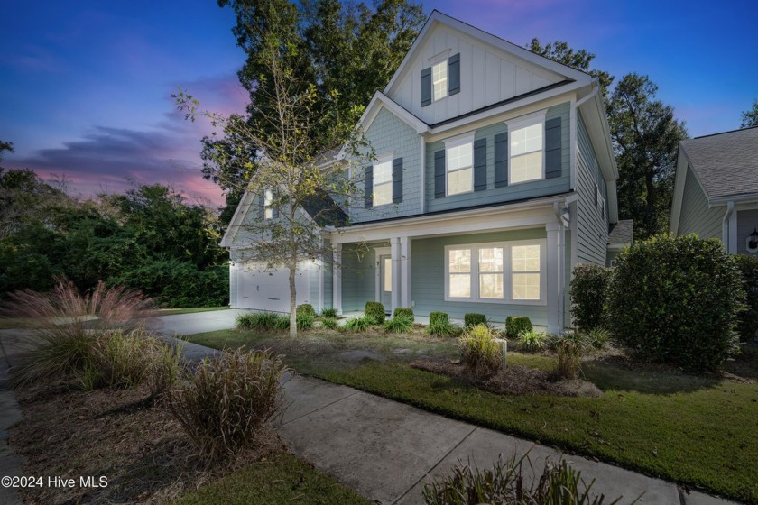 This stunning 5-bedroom, 3.5-bathroom home is located in the - Beach Home for sale in Wilmington, North Carolina on Beachhouse.com