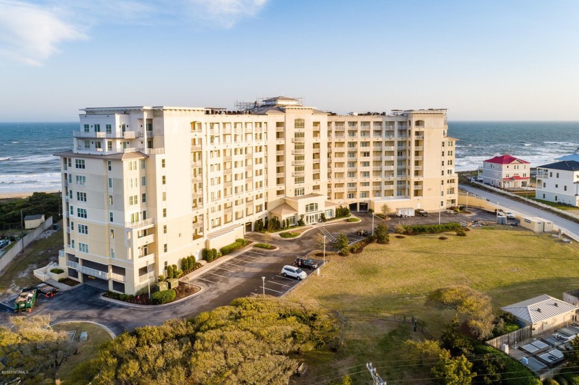 Fully furnished, 4 bedroom condo with 2 oceanfront primary - Beach Condo for sale in Indian Beach, North Carolina on Beachhouse.com