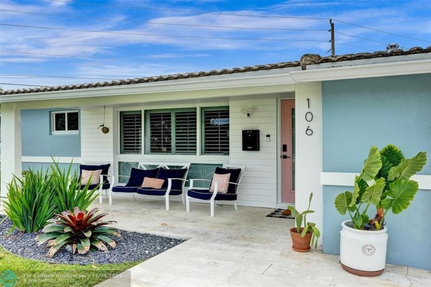 Stunning Renovated Home in Deerfield Beach! This 3 bedroom, 2 - Beach Home for sale in Deerfield Beach, Florida on Beachhouse.com