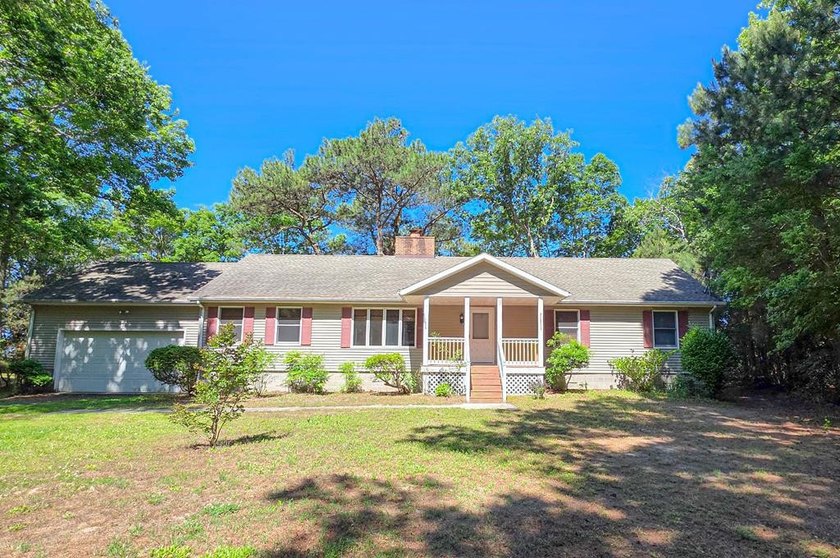 Imagine waking up to bay breezes and winding down with front-row - Beach Home for sale in Machipongo, Virginia on Beachhouse.com