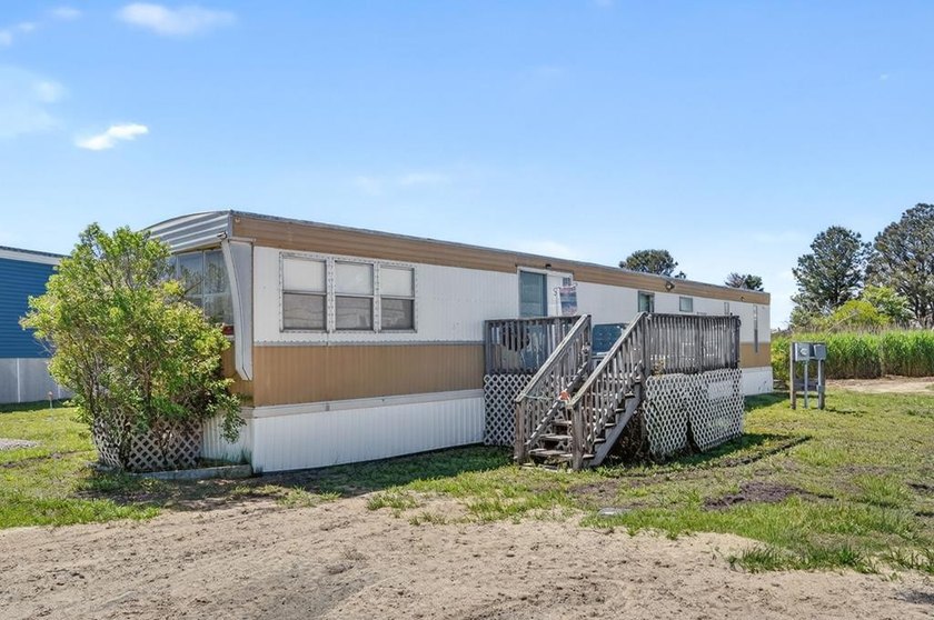 Opportunity to own a piece of Chincoteague Island in the Ocean - Beach Home for sale in Chincoteague Island, Virginia on Beachhouse.com