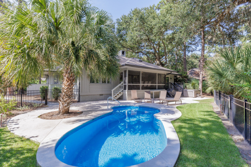 Elegant Sea Pines Home, 4 Bedrooms, Pool, Hot Tub, Free Bikes - Beach Vacation Rentals in Hilton Head Island, South Carolina on Beachhouse.com