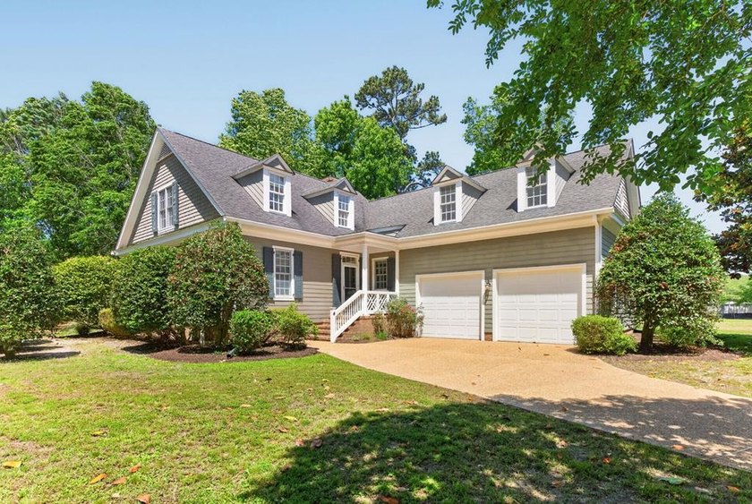 Welcome to 4 Inkberry Court, a charming William Poole-designed - Beach Home for sale in Cape Charles, Virginia on Beachhouse.com