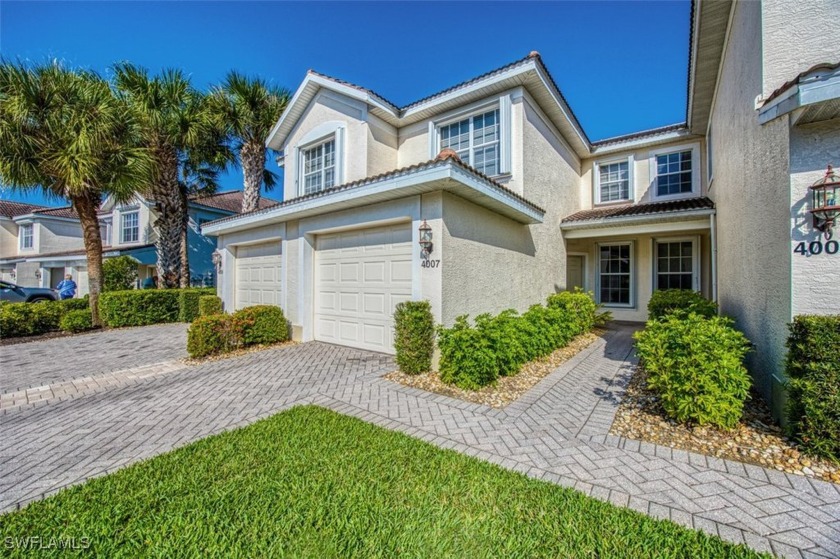 Welcome to your dream Carriage Home!! Impeccably maintained and - Beach Condo for sale in Fort Myers, Florida on Beachhouse.com