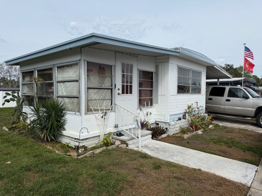 One month FREE LOT RENT!  Seize your piece of paradise today in - Beach Home for sale in Port Richey, Florida on Beachhouse.com