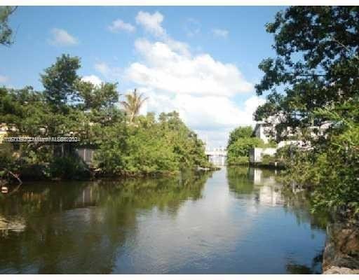 WATERFRONT LOT with direct access to the bay, featuring one - Beach Lot for sale in Miami, Florida on Beachhouse.com