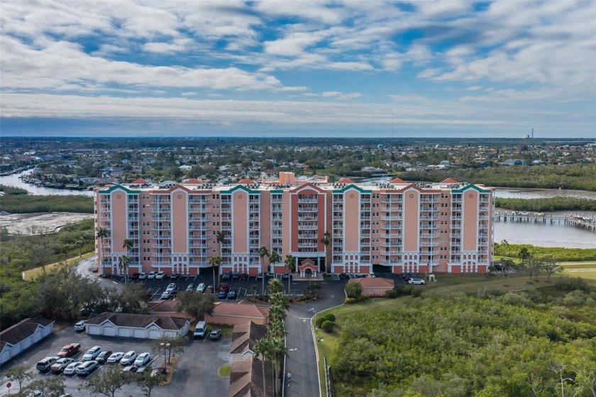 WELCOME TO PARADISE AND AMAZING WATERFRONT VIEWS! BRING YOUR - Beach Condo for sale in New Port Richey, Florida on Beachhouse.com