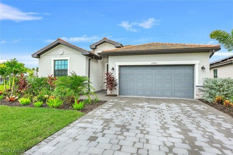 Perfectly situated next to the Timber Creek Town Center and - Beach Home for sale in Fort Myers, Florida on Beachhouse.com