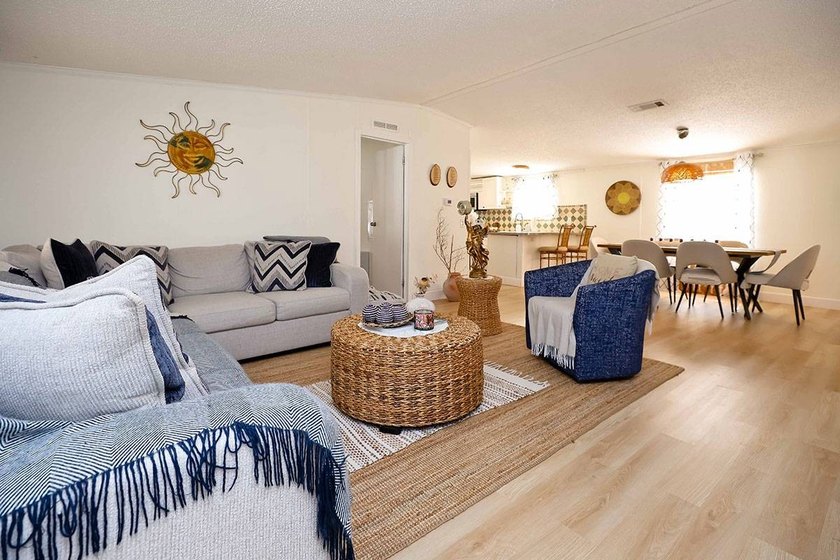 Welcome to "Lemon Cream Cottage," #11/16-PL - a super - Beach Home for sale in Davie, Florida on Beachhouse.com