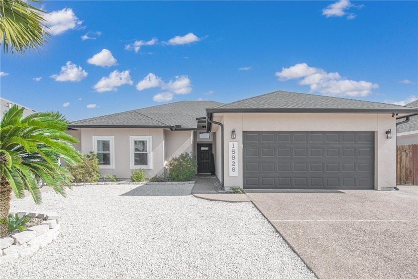 Live where others vacation and embrace a truly effortless - Beach Home for sale in Corpus Christi, Texas on Beachhouse.com