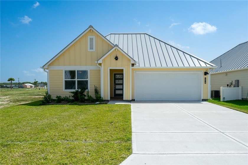 Coastal charm meets modern comfort in The Islands of Rockport! - Beach Home for sale in Rockport, Texas on Beachhouse.com