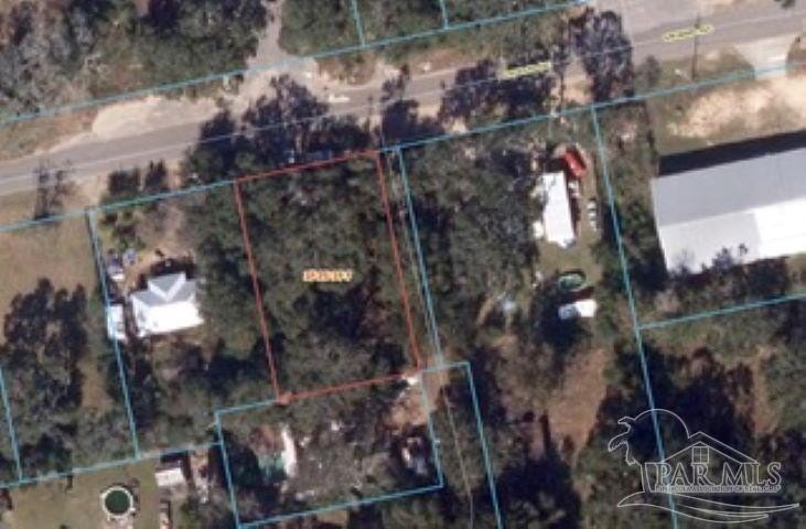 Vacant Lot - 0.29 Acres - Centrally Located!  This 0.2906-acre - Beach Lot for sale in Pensacola, Florida on Beachhouse.com