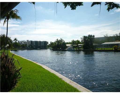 Very nice one bedroom condo in a great east Boca Raton location - Beach Condo for sale in Boca Raton, Florida on Beachhouse.com