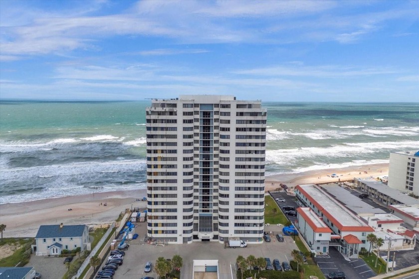 DIRECT OCEANFRONT VIEW! Welcome home to this beautiful updated - Beach Condo for sale in Daytona Beach, Florida on Beachhouse.com